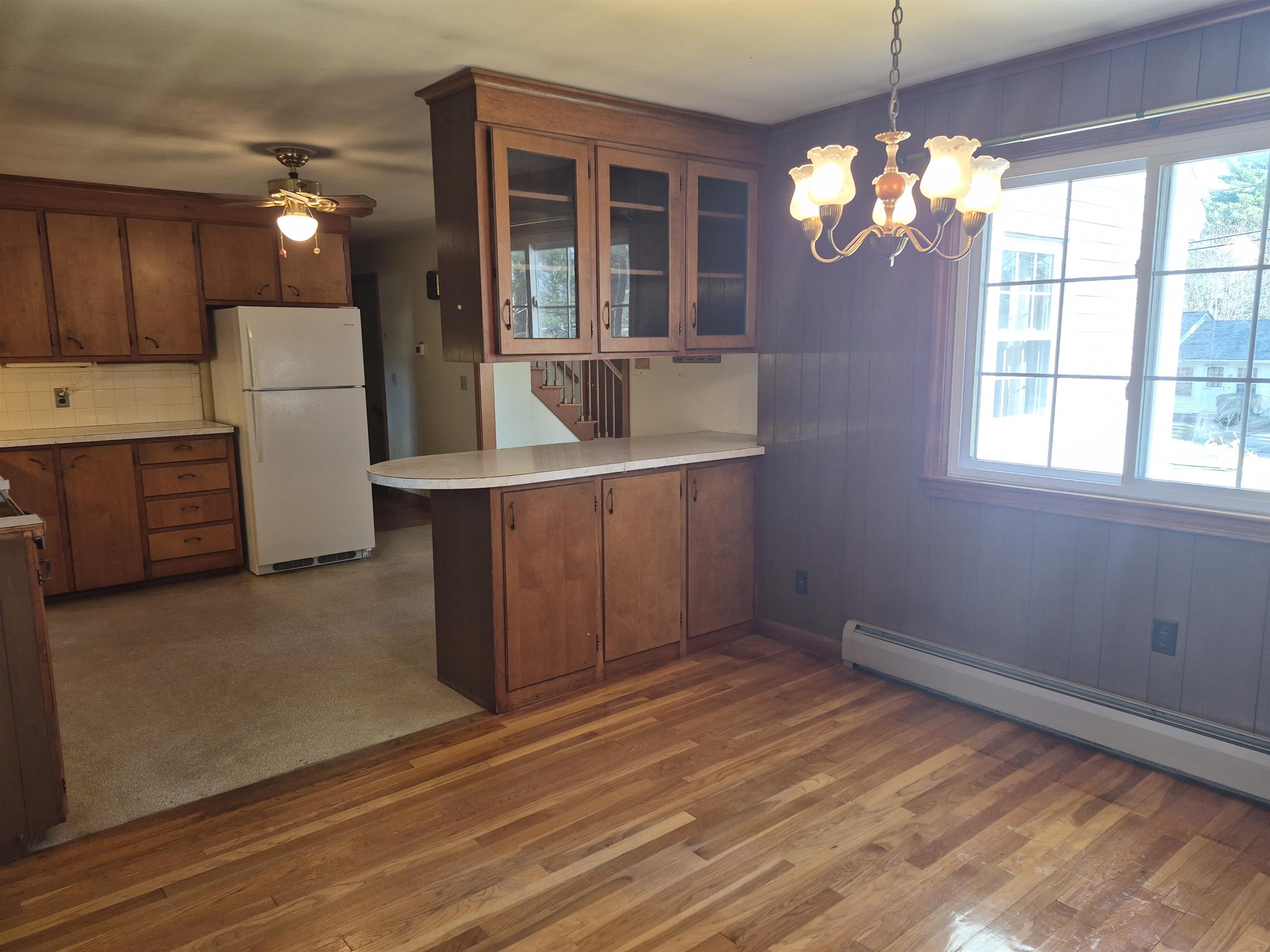 9 Moe Street Nashua, NH 03062 - Photo 5 of 37