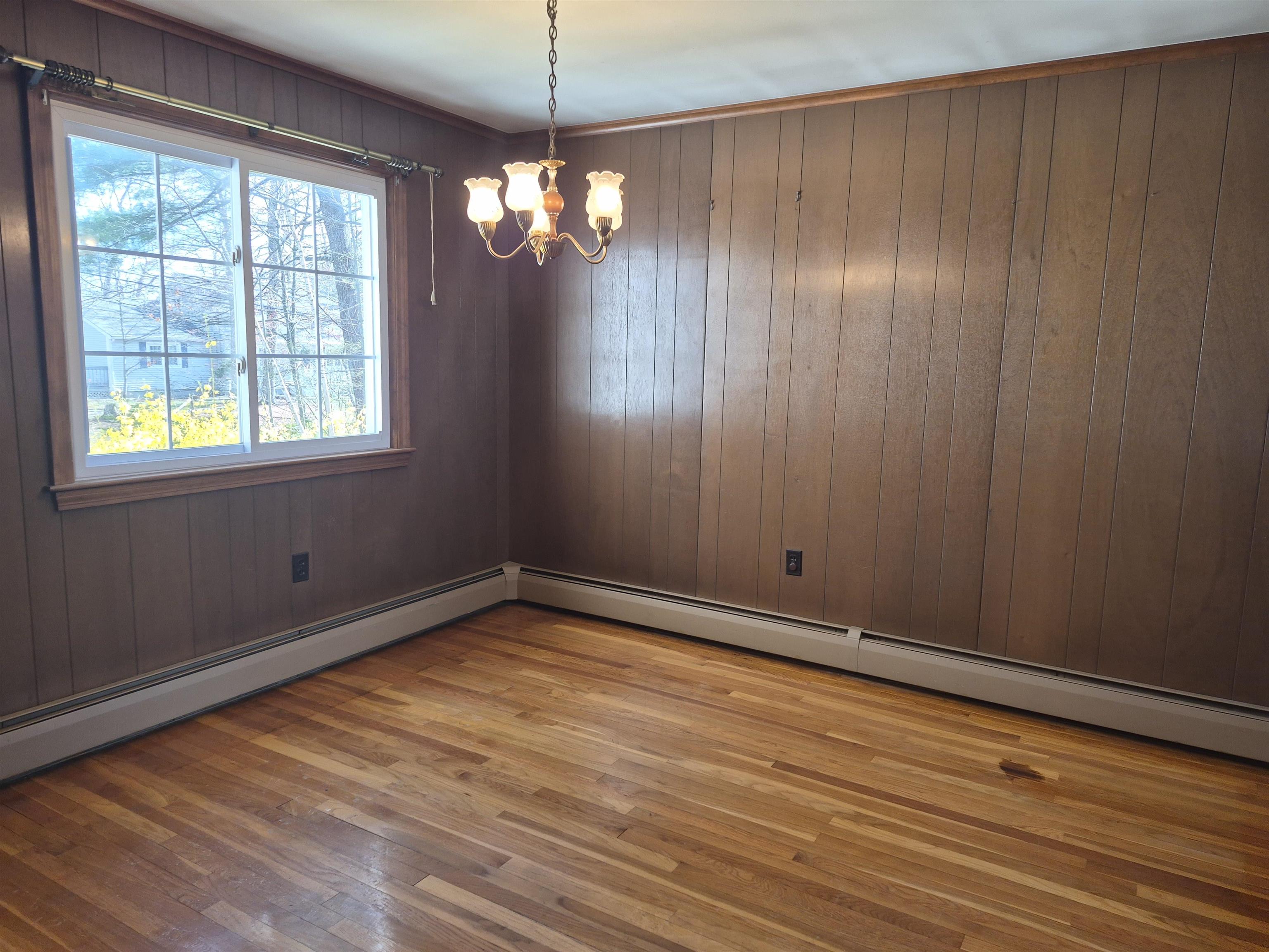 9 Moe Street Nashua, NH 03062 - Photo 8 of 37