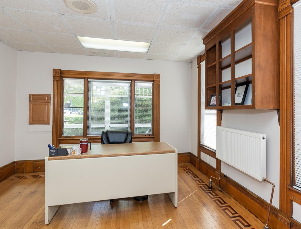 672 Chestnut Street Springfield, MA 01107 - Photo 12 of 42 Gallery Image 12