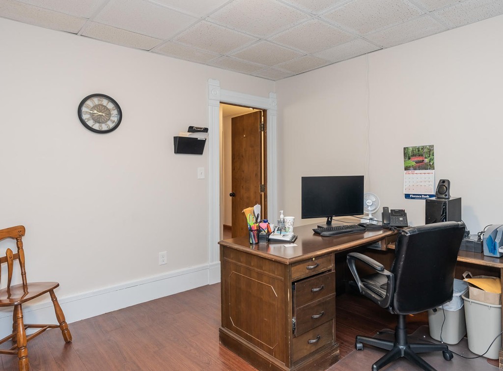 672 Chestnut Street Springfield, MA 01107 - Photo 13 of 42 Gallery Image 13
