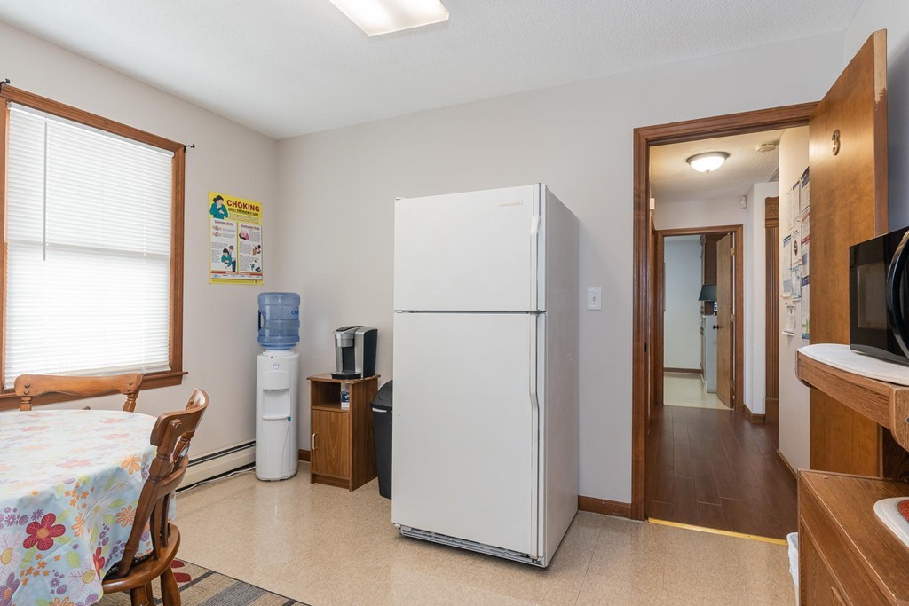 672 Chestnut Street Springfield, MA 01107 - Photo 17 of 42 Gallery Image 17