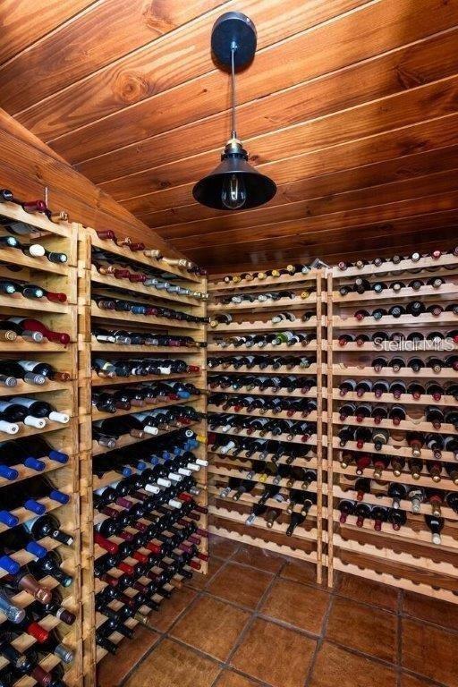 4511 Bay Shore Road Sarasota, FL 34234 - Photo 42 of 69 a picture of a potted plant