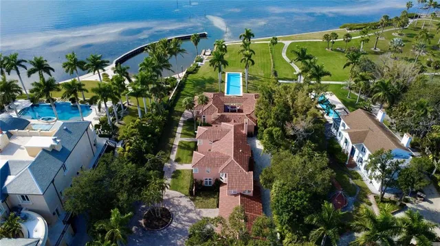 $7,995,000 | 4511 Bay Shore Road, Sarasota, FL 34234