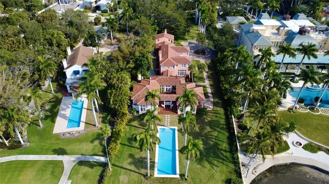 $7,995,000 | 4511 Bay Shore Road, Sarasota, FL 34234