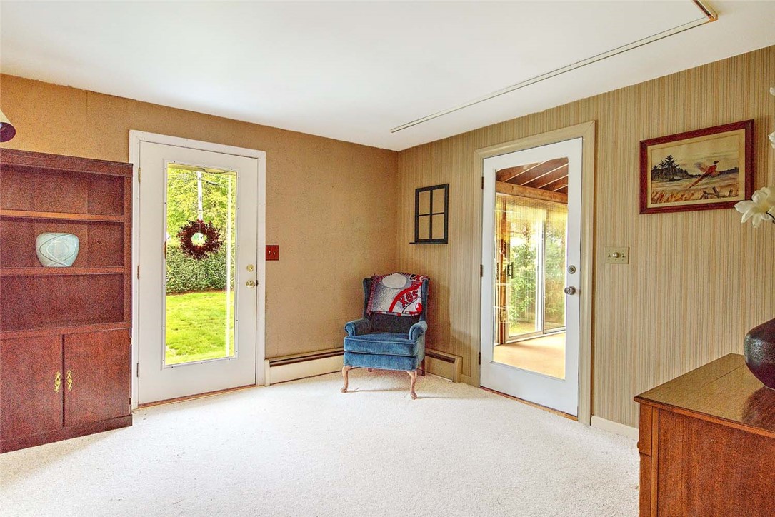 120 Grange Avenue Woonsocket, RI 02895 - Photo 20 of 50 Side entry foyer