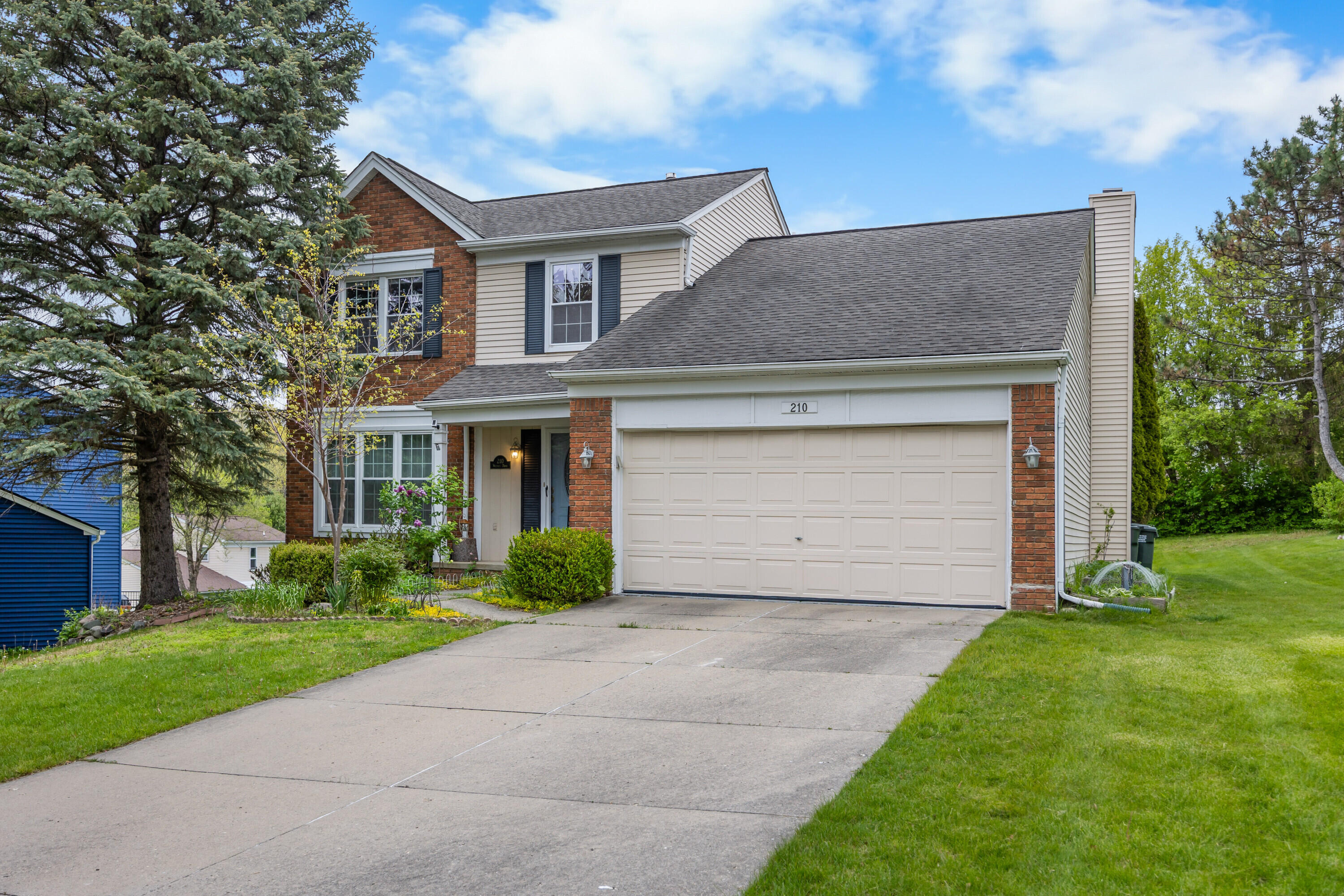 210 Whitney Drive Rochester Hills, MI 48307 - Photo 3 of 45 002_27