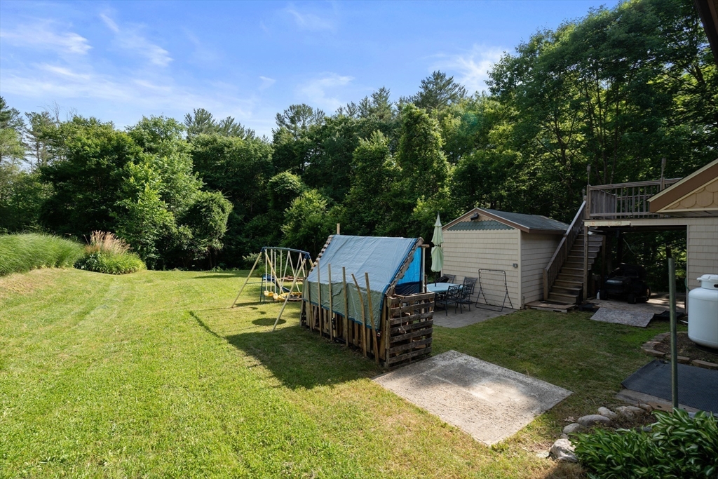 198 Lower Gore Road Webster, MA 01570 - Photo 22 of 37