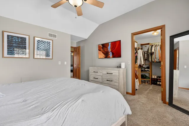 $499,000 | 3727 Cherokee Drive, Johnsburg, IL 60051