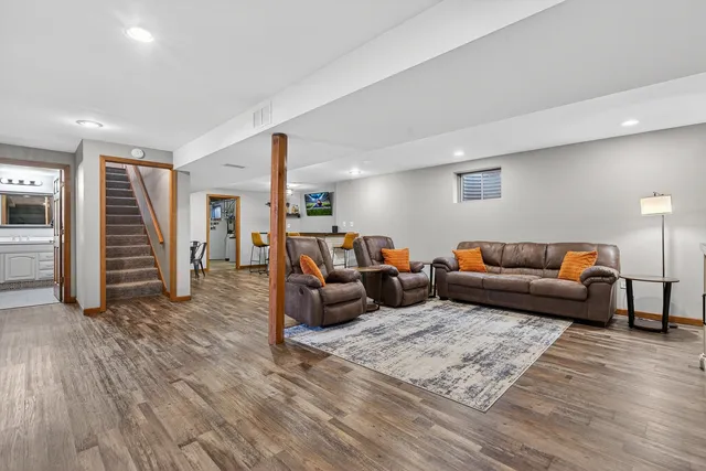 $499,000 | 3727 Cherokee Drive, Johnsburg, IL 60051