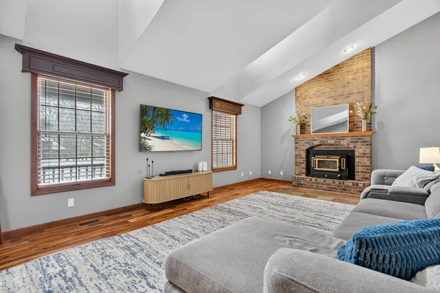 $499,000 | 3727 Cherokee Drive, Johnsburg, IL 60051