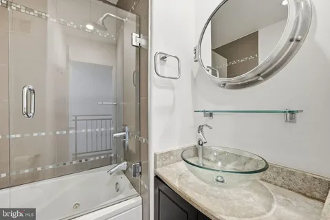 $1,129,000 | 1215 W Street Northwest, Washington, DC 20009