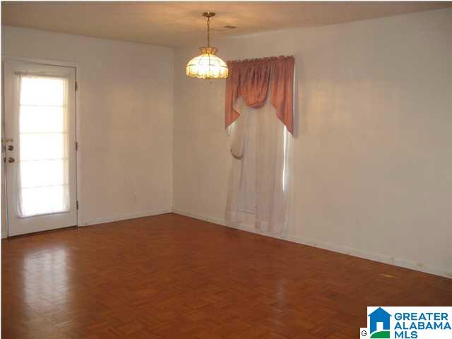 188 Martin Street Sylacauga, AL 35151 - Photo 11 of 27
