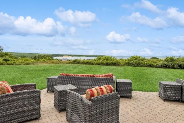 $485,000 | 236 Edgemere Street, Unit 427, Montauk, NY 11954