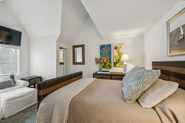 $485,000 | 236 Edgemere Street, Unit 427, Montauk, NY 11954