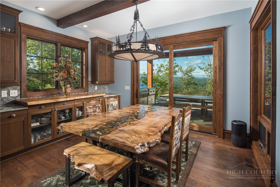 220 Persimmon Lane Boone, NC 28607 - Photo 8 of 50