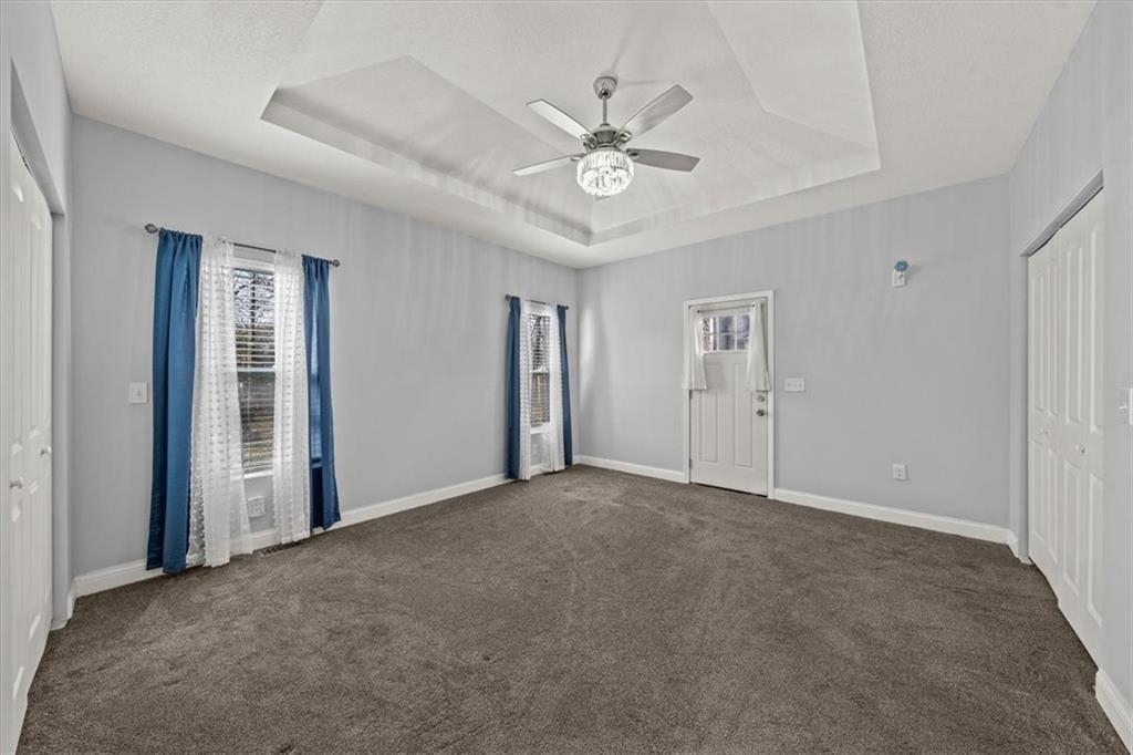 303 South Jackson Street Spring Hill, KS 66083 - Photo 15 of 27