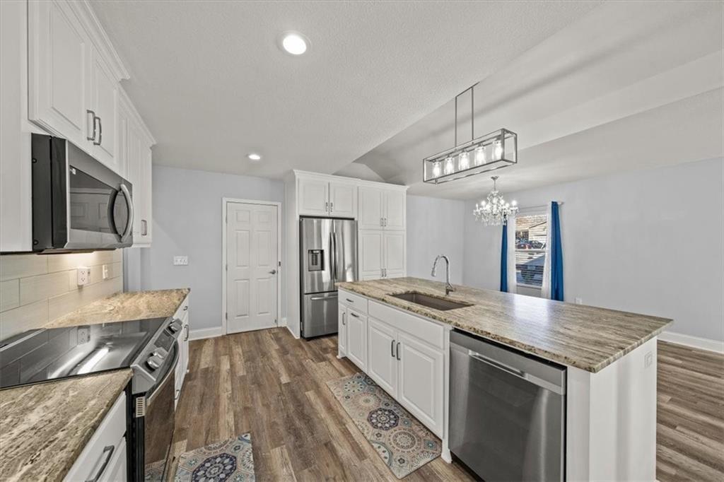 303 South Jackson Street Spring Hill, KS 66083 - Photo 10 of 27