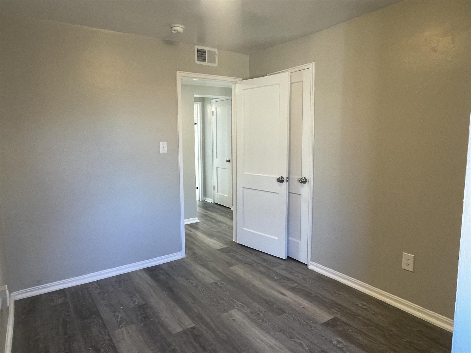 1720 Grandin Road Southwest, Unit 24 Roanoke, VA 24015 - Photo 7 of 9 IMG_0829