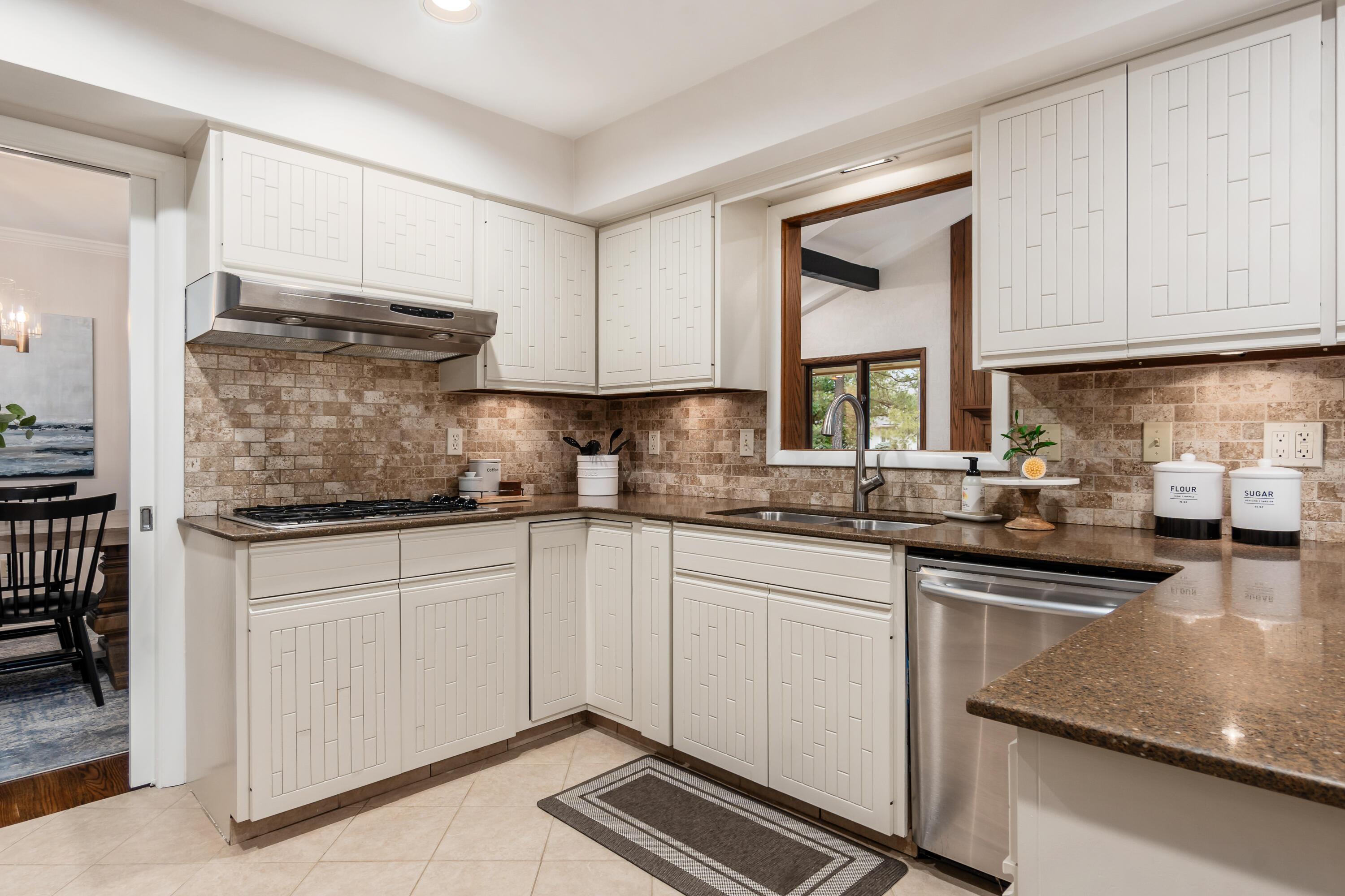 3769 Mountview Road Columbus, OH 43220 - Photo 21 of 51 Kitchen