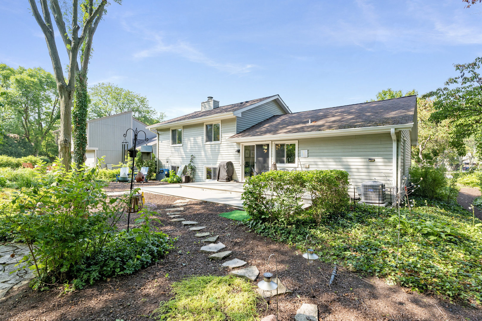 1905 Carriage Hill Road Lisle, IL 60532 - Photo 24 of 35 Gallery Image 24
