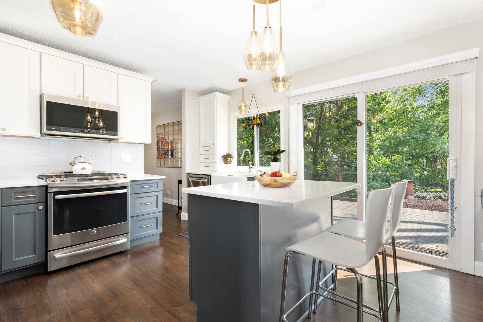 1905 Carriage Hill Road Lisle, IL 60532 - Photo 7 of 35 Gallery Image 7