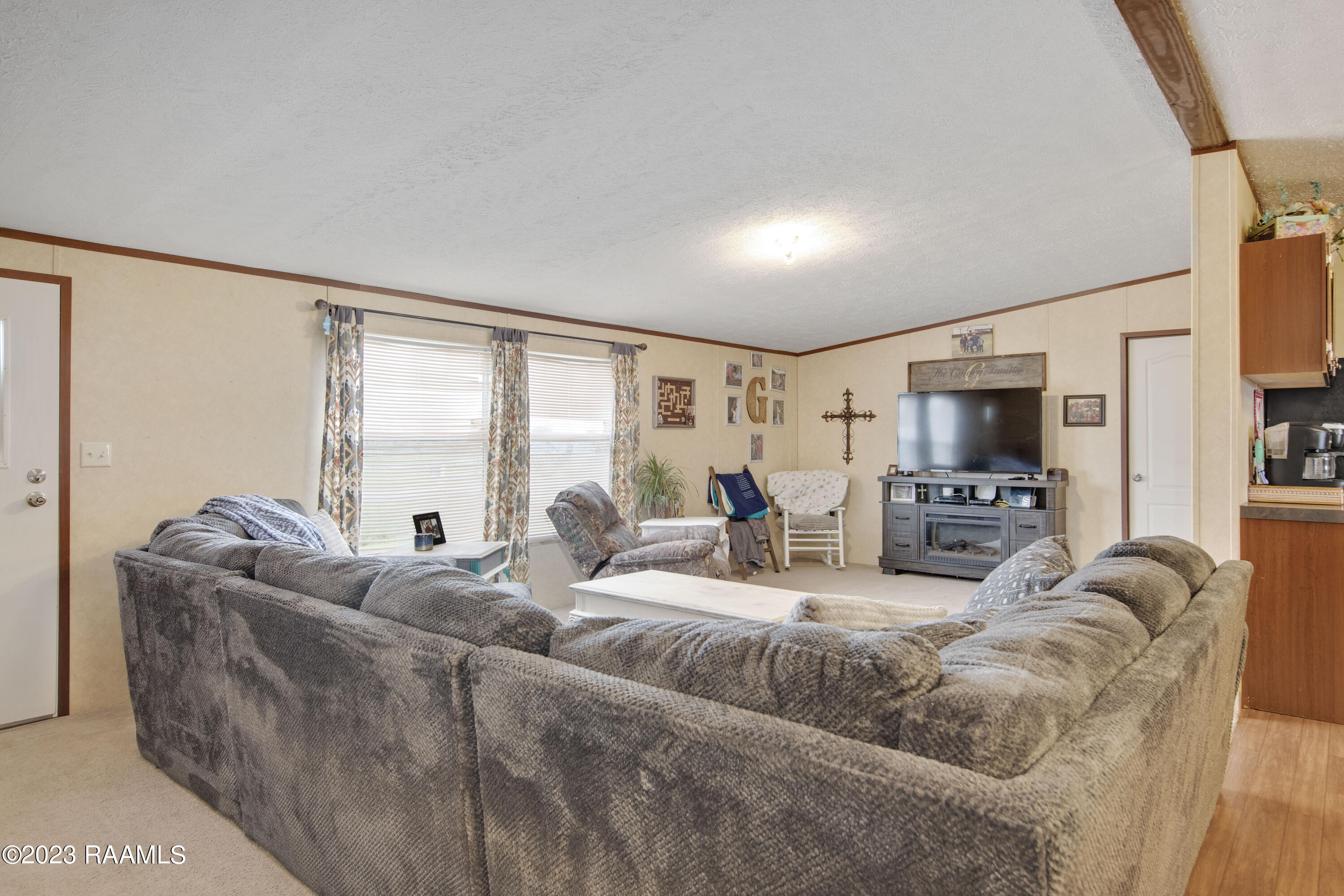 17034 Gladu Road Kaplan, LA 70548 - Photo 4 of 28 17034 Gladu Rd-4