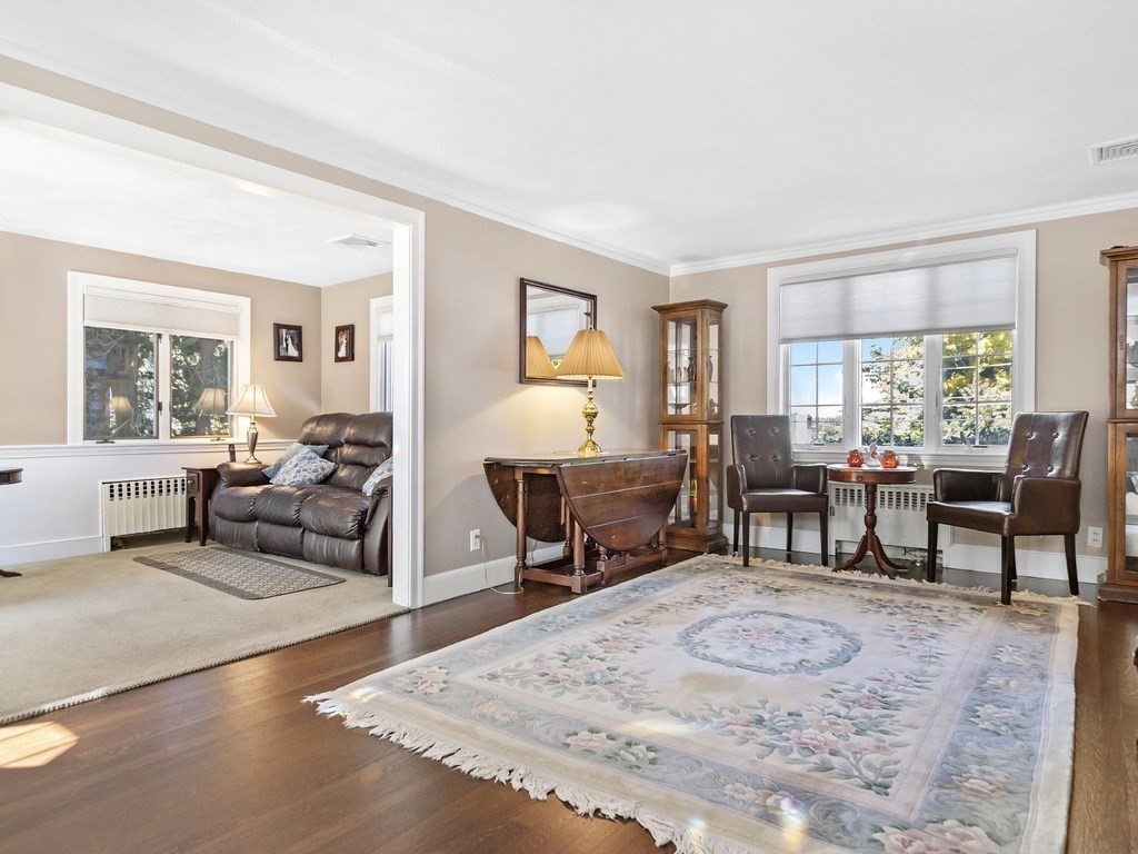 156 Virginia Road Waltham, MA 02453 - Photo 11 of 36