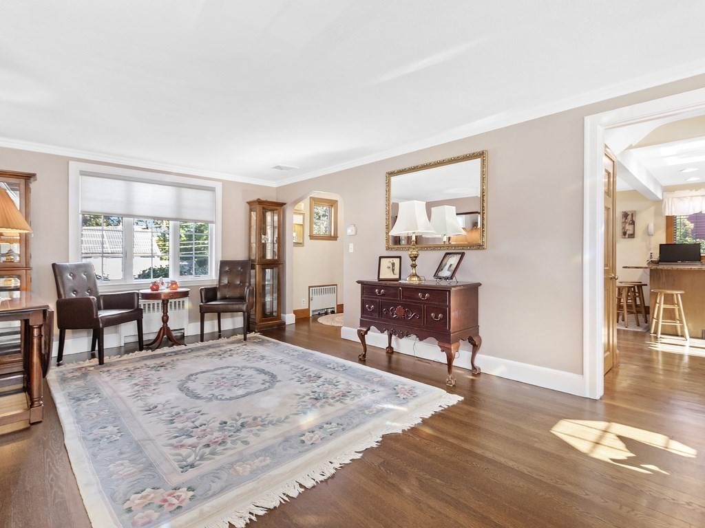 156 Virginia Road Waltham, MA 02453 - Photo 12 of 36