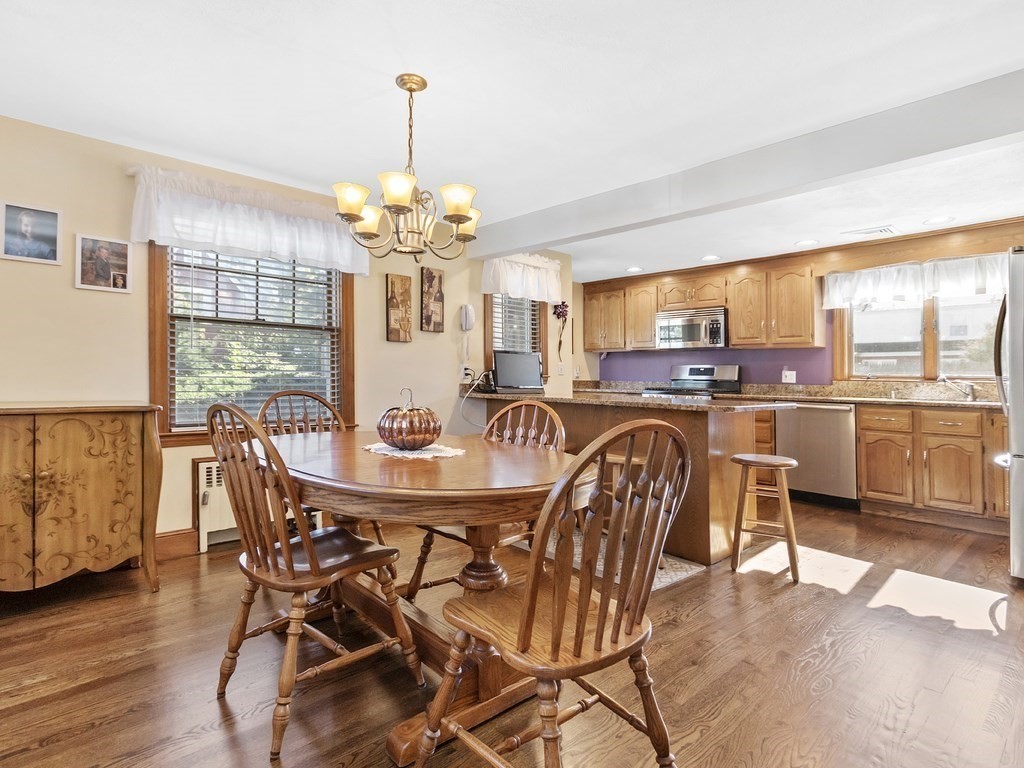 156 Virginia Road Waltham, MA 02453 - Photo 14 of 36
