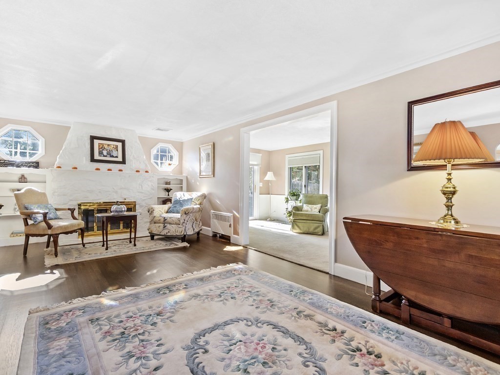156 Virginia Road Waltham, MA 02453 - Photo 10 of 36