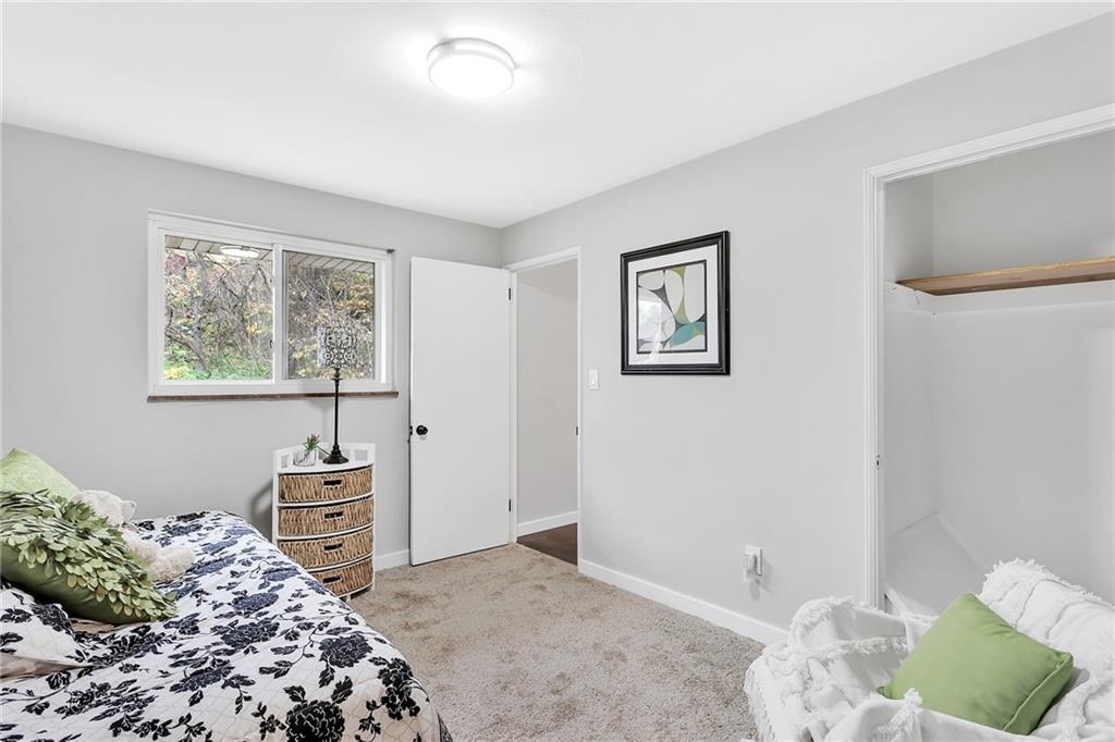 1307 Universal Road Pittsburgh, PA 15235 - Photo 19 of 23 Gallery Image 19