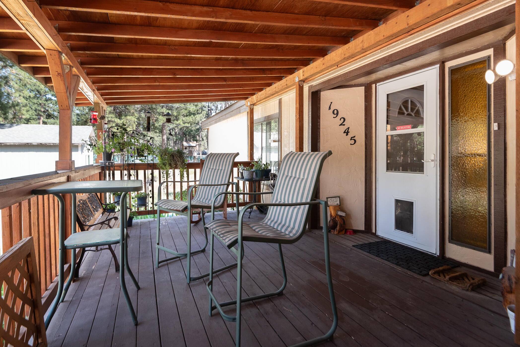 19245 Apache Road Bend, OR 97702 - Photo 5 of 33 covered front porch