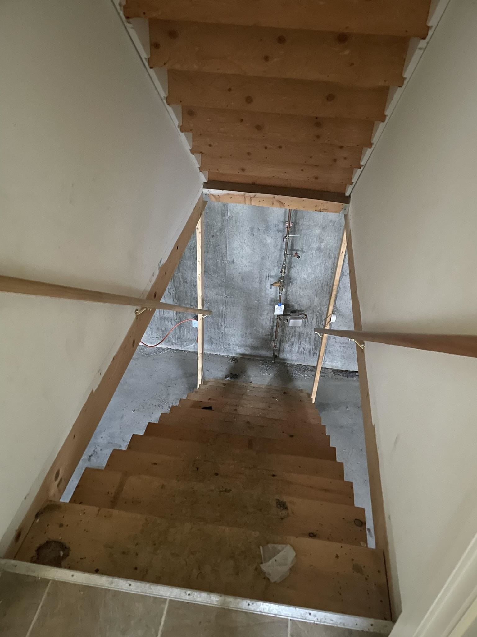 66 Plain Street Rutland, VT 05701 - Photo 9 of 22