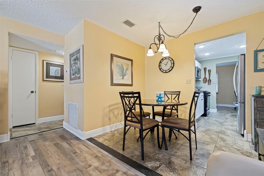 10035 63rd Avenue North, Unit 23 St. Petersburg, FL 33708 - Photo 14 of 52