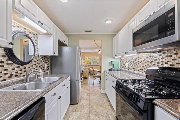 $155,000 | 10035 63rd Avenue North, Unit 23, St. Petersburg, FL 33708