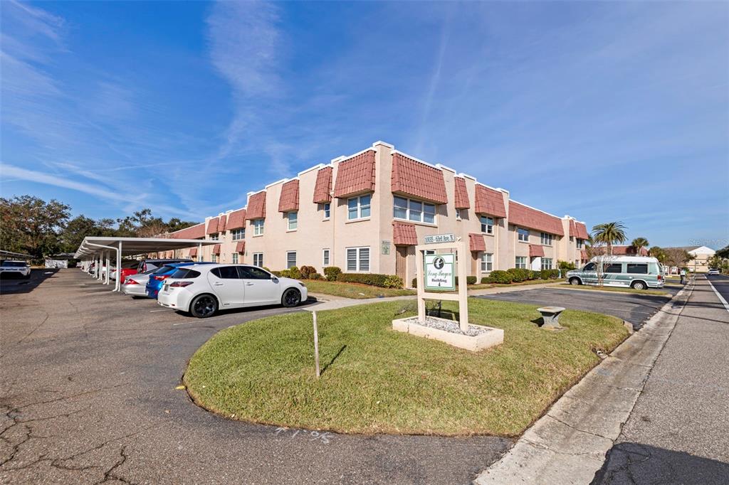 10035 63rd Avenue North, Unit 23 St. Petersburg, FL 33708 - Photo 3 of 52
