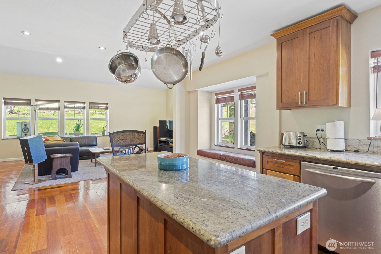 1100 Wilson Road Northwest Olympia, WA 98502 - Photo 11 of 40