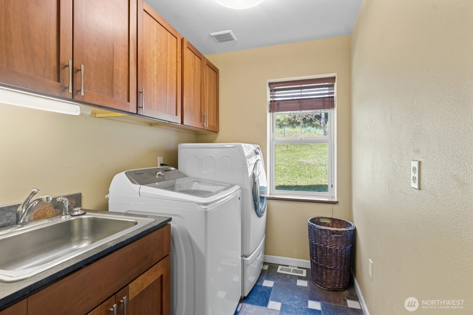 1100 Wilson Road Northwest Olympia, WA 98502 - Photo 25 of 40