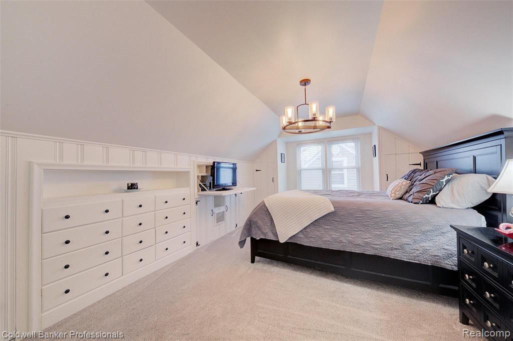 3919 Durham Road Royal Oak, MI 48073 - Photo 28 of 40