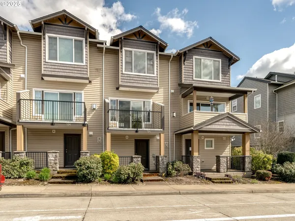 $334,950 | 324 Northeast Edgeway Drive, Hillsboro, OR 97006