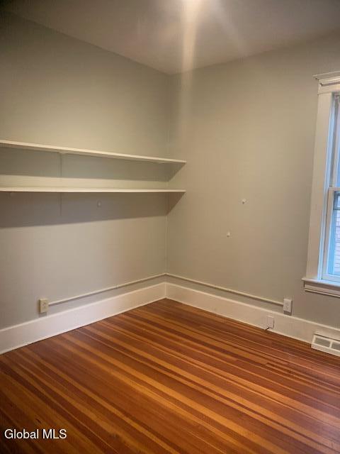 31 Vley Road Scotia, NY 12302 - Photo 14 of 38 First flr BR