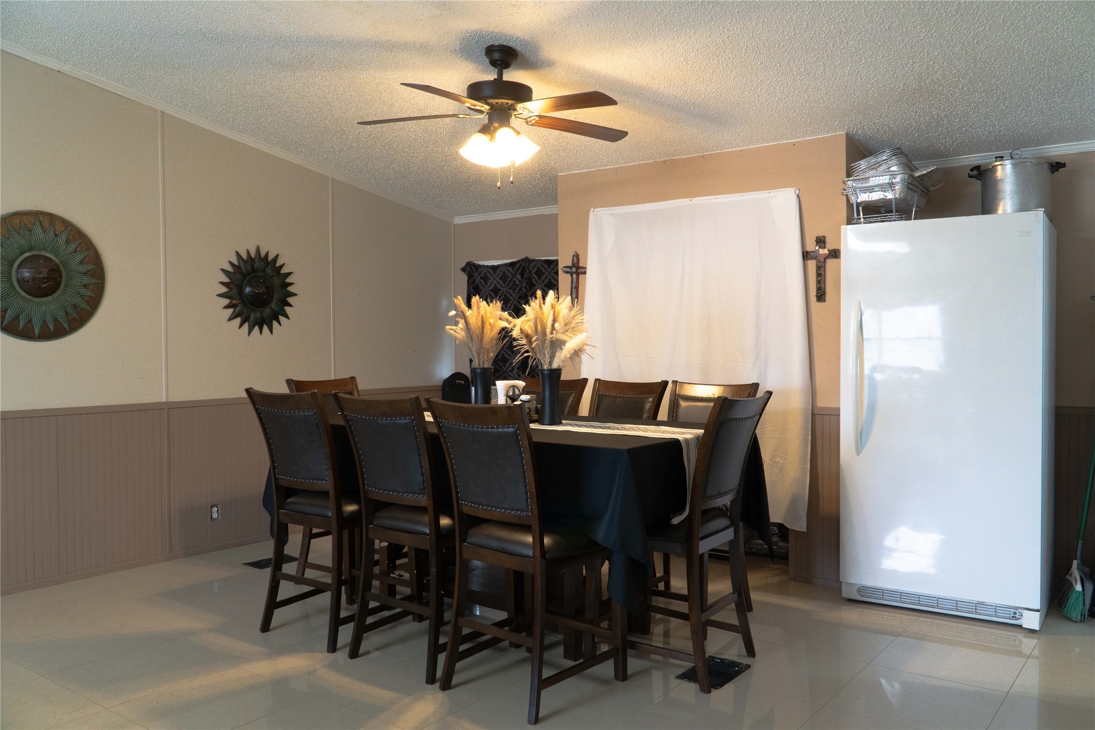 7519 Silvermine Road Harwood, TX 78632 - Photo 12 of 20 a view of a dining room with furniture and chandelier