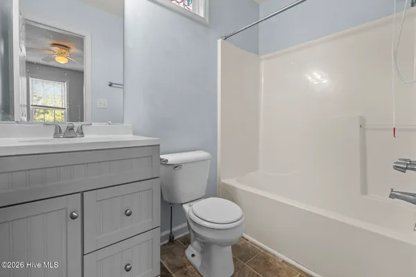 $1,295 | 410 Winners Circle North, Jacksonville, NC 28546