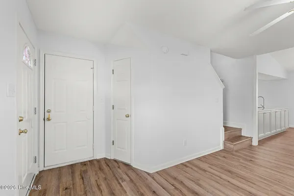 $1,295 | 410 Winners Circle North, Jacksonville, NC 28546