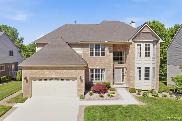 $939,000 | 16565 Sherwood Lane, Northville, MI 48168
