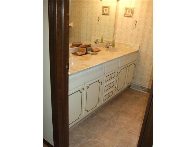 3345 Smiley Road Columbus, OH 43221 - Photo 9 of 14