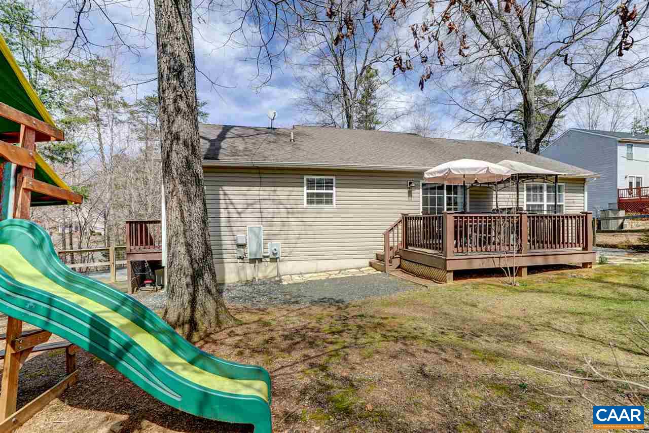 7 Haversack Road Palmyra, VA 22963 - Photo 7 of 32 a view of a house with a yard