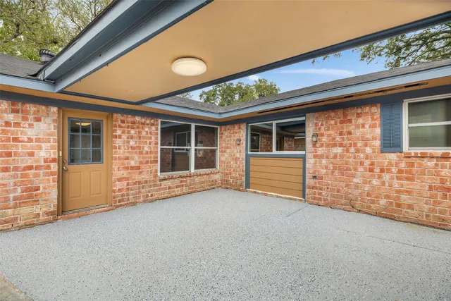 a view of a house with an outdoor space