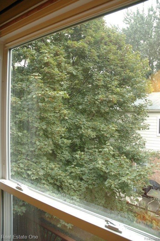 529 East University Drive, Unit 77 Rochester, MI 48307 - Photo 4 of 11 529-University-4.JPG