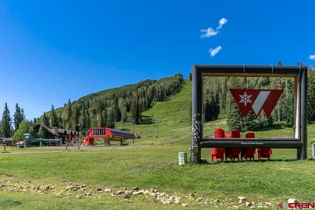 a large building with a street